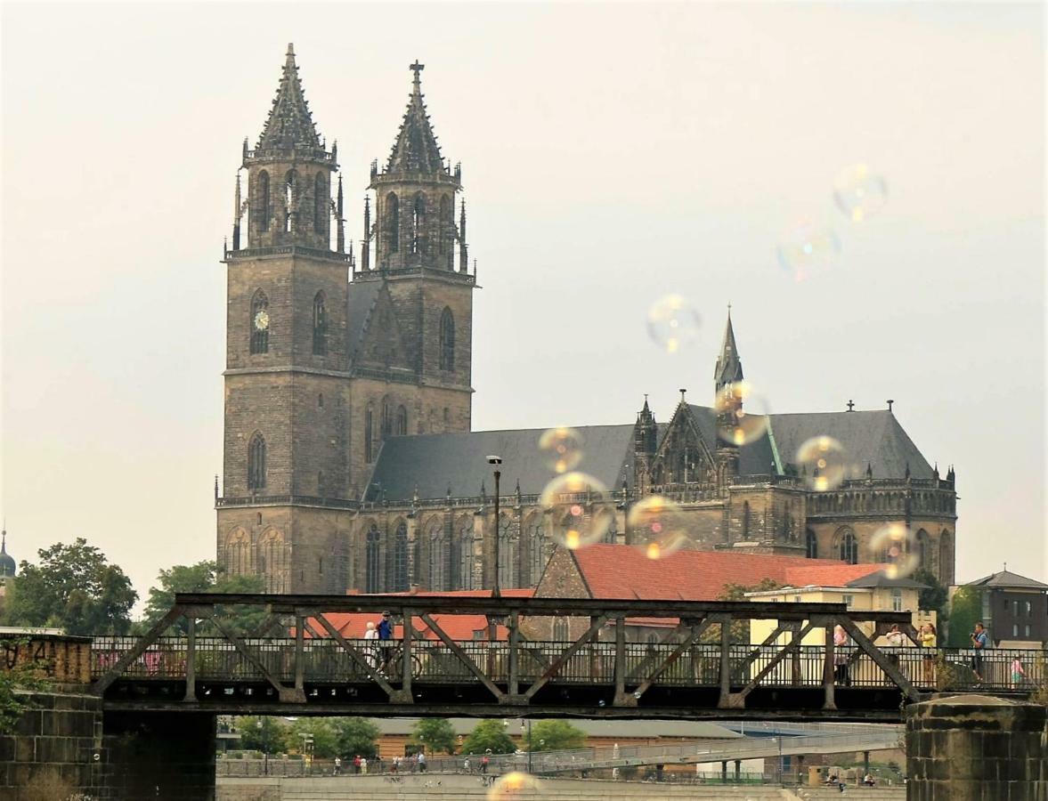 Elbidyll Lägenhet Magdeburg Exteriör bild